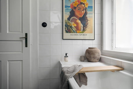 Paul Sinus Leinwandbild 80x120cm Aloha Spirit – Frau, Hawaii, Tropen, Blumenkranz, Strand, Ozean, Sonne, Natur, Exotik, Schönheit, Wärme, Leichtigkeit