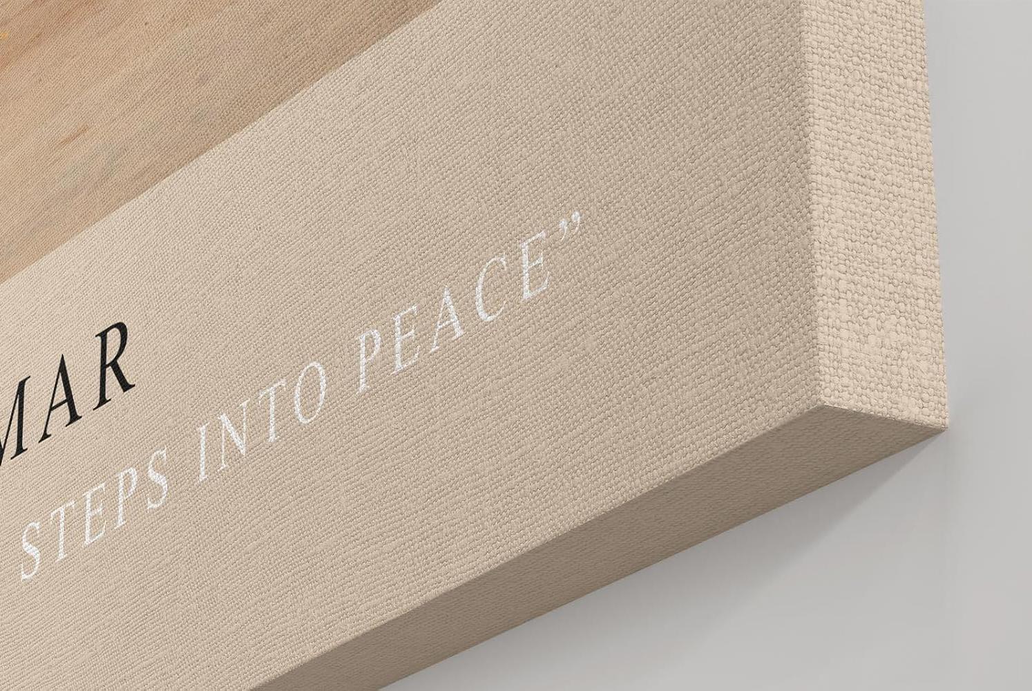 Paul Sinus Kunstdruck 40x60cm Bagan – buddhistische Mönche mit roten Schirmen in Myanmar