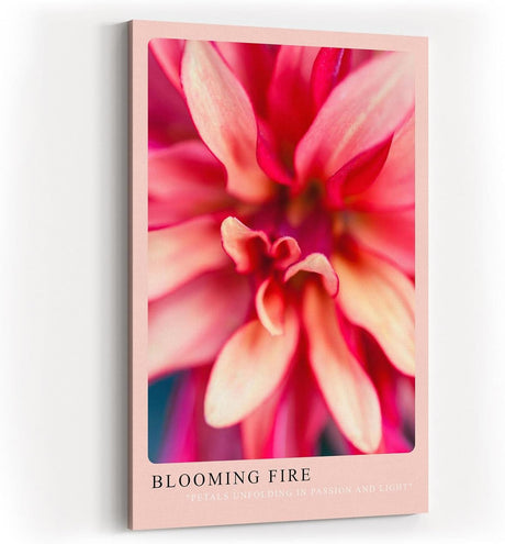 Paul Sinus Kunstdruck 40x60cm Blooming Fire mit feuriger Blüte in intensiven Rottönen