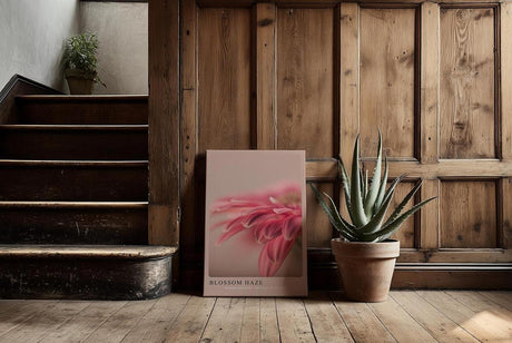 Paul Sinus Kunstdruck 40x60cm Blossom Haze – Zartrosa Blütentraum mit weichem Fokus
