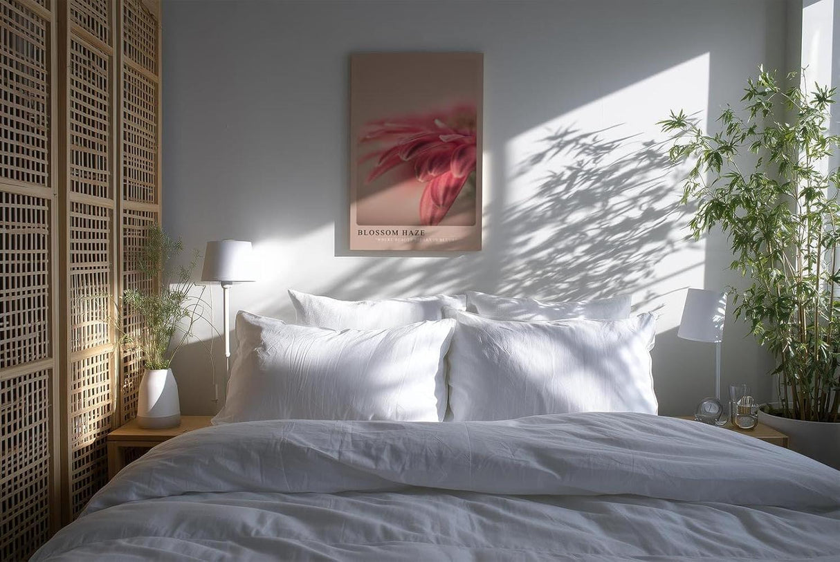 Paul Sinus Kunstdruck 40x60cm Blossom Haze – Zartrosa Blütentraum mit weichem Fokus