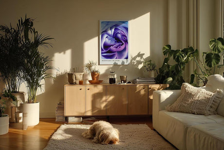 Paul Sinus Kunstdruck 40x60cm Blume Makro Blau Lila Rose Dunkelheit Lichtspiel Midnight Bloom
