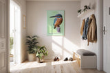Paul Sinus Kunstdruck 40x60cm Common Kingfisher – Eisvogel auf Ast in brillanter Nahaufnahme mit leuchtenden Farben
