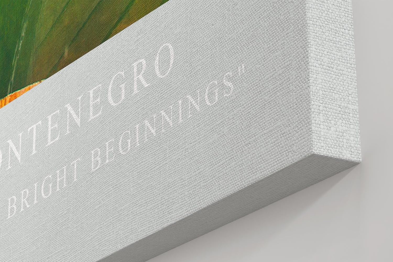 Paul Sinus Kunstdruck 40x60cm Durmitor – farbenfrohe Ruderboote auf Bergsee in Montenegro mit ruhigem Wasser