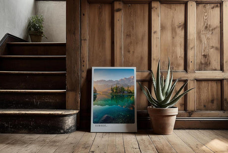 Paul Sinus Kunstdruck 40x60cm Eibsee Germany – Türkisfarbener Alpensee mit Gebirgskulisse in perfekter Spiegelung