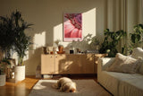 Paul Sinus Kunstdruck 40x60cm Floral Curve mit Makroaufnahme einer rosa Blüte in sanfter Kurve