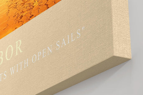 Paul Sinus Kunstdruck 40x60cm Golden Harbor – Segelboote im Sonnenlicht eines goldenen Hafens am Morgen