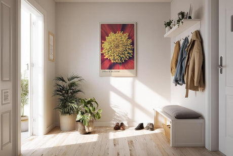 Paul Sinus Kunstdruck 40x60cm Inner Bloom mit Nahaufnahme einer farbintensiven Blüte