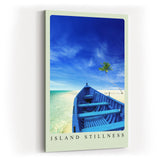 Paul Sinus Kunstdruck 40x60cm Island Stillness Blaues Boot auf weißem Sandstrand mit Palme und Meer