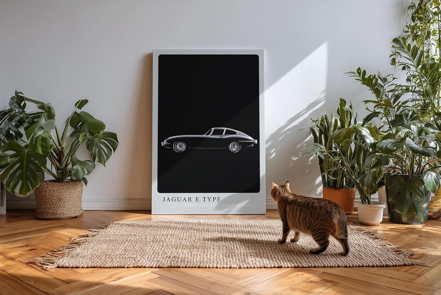 Paul Sinus Kunstdruck 40x60cm Jaguar E Type – Klassischer Sportwagen in Schwarz-Weiß auf tiefschwarzem Hintergrund in Seitenansicht