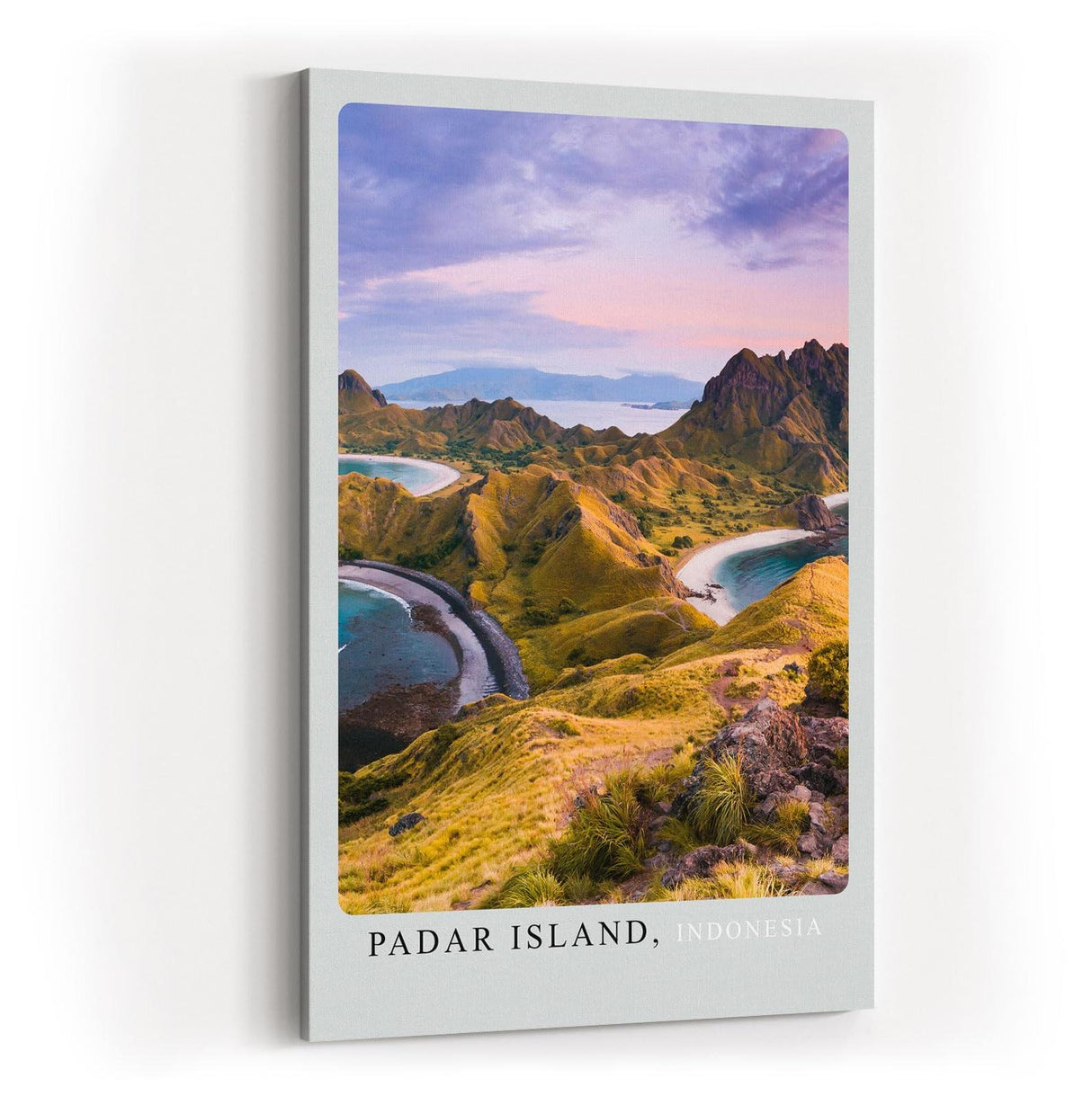 Paul Sinus Kunstdruck 40x60cm Padar Island Indonesien – tropische Insellandschaft mit Buchten und Bergen bei Sonnenaufgang