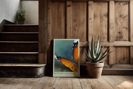 Paul Sinus Kunstdruck 40x60cm Schmetterling Nahaufnahme mit orange-schwarzen Flügeln – Moment voll Balance und Ruhe