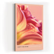 Paul Sinus Kunstdruck 40x60cm Soft Bloom – zarte Blütenblätter in Rosatönen mit Tautropfen in sanfter Nahaufnahme
