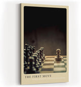 Paul Sinus Kunstdruck 40x60cm The First Move – Symbolkraft des Anfangs im Schachspiel