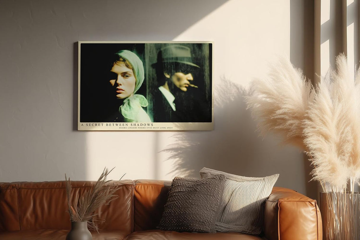 Paul Sinus Wandbild 120x80cm A Secret Between Shadows Film Noir Szene mit Frau und Mann im Schatten Dramatische Vintage Kunst fuer Wohnzimmer und Büro