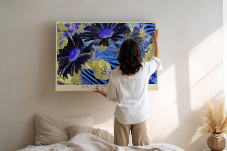 Paul Sinus Wandbild 120x80cm Abstrakte Blumen in kräftigen Farben – Modernes florales Kunstmotiv in Blau und Gelb für kreative Wohnräume