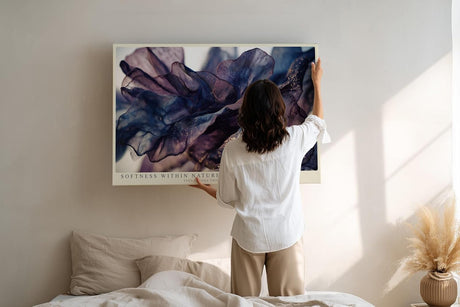 Paul Sinus Wandbild 120x80cm abstrakte Blumen modern violett blau goldene Akzente florale Kunst grosses Kunstbild elegante Wanddekoration fuer Wohnzimmer Büro