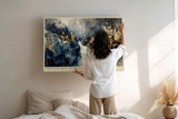 Paul Sinus Wandbild 120x80cm Abstrakte Farbexplosion Moderne Kunst Dynamische Komposition in Blau Gold und Weiss