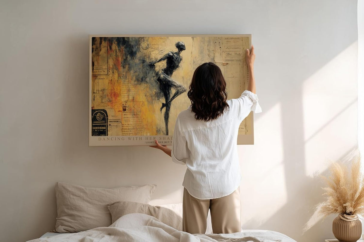 Paul Sinus Wandbild 120x80cm Abstrakte Taenzerin in Bewegung Kunstvolle Figur Collage in Beige Gold Moderne Wanddekoration