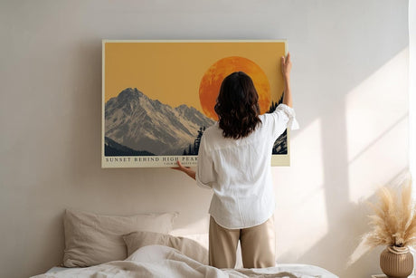 Paul Sinus Wandbild 120x80cm Berge mit großer Abendsonne moderne Landschaft Illustration orange grau Natur Kunstbild stilvolle