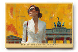 Paul Sinus Wandbild Berlin The City of Legends Modernes Stadtmotiv mit stilisierter Frau vor dem Brandenburger Tor – Sinnbild für Stärke und Freiheit.