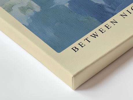 Paul Sinus Wandbild Between Night and Dawn – abstraktes Farbspiel in Blau- und Gelbtönen symbolisiert Übergang, Harmonie und Kontrast