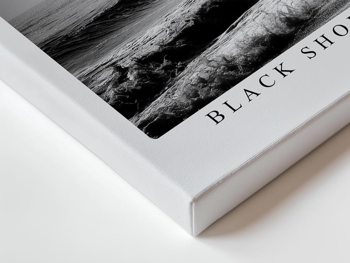 Paul Sinus Wandbild 120x80cm Black Shore in Fog dramatische schwarz weiß Küstenlandschaft Meer und Klippen Natur Fotokunst Poster für Wohnzimmer Büro