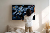 Paul Sinus Wandbild 120x80cm Blaue Blüten mit Regentropfen Makrofotografie Natur Kunst für Wohnzimmer Schlafzimmer Bad