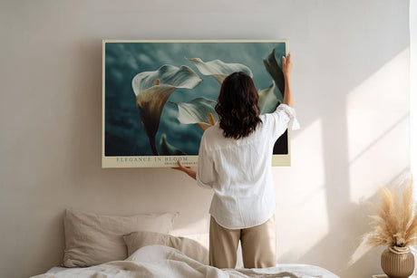 Paul Sinus Wandbild 120x80cm Calla Lilien modern elegante Blumenfotografie blau beige florale Kunst grosses Kunstbild stilvolle Wanddekoration fuer Wohnzimmer Büro