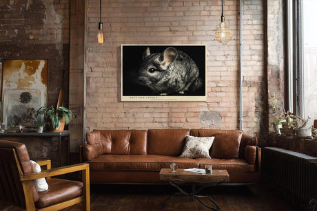 Paul Sinus Wandbild 120x80cm Chinchilla Tierporträt realistische Tierfotografie graues Fell kleines Nagetier modernes Tiermotiv Wanddekoration für Wohnzimmer Kinderzimmer Büro