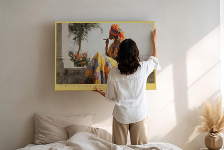 Paul Sinus Wandbild 120x80cm Cuba in Golden Poise Frau mit Zigarre in Havanna Kubanische Kunst Szene fuer Wohnzimmer und Büro