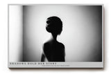 Paul Sinus Wandbild 120x80cm Frauen Silhouette Schwarz Weiss Fotokunst elegantes Portrait Poster minimalistische Wanddekoration fuer Wohnzimmer Schlafzimmer Büro