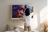 Paul Sinus Wandbild 120x80cm Frauenportrait Regen Fotokunst modern violett emotionale Kunst Kunstdruck grosses Kunstbild stilvolle Wanddekoration fuer Wohnzimmer Büro