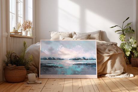 Paul Sinus Wandbild Frosted Reflections – Sanftes Zusammenspiel von Licht, Wasser und Himmel – Abstraktes Landschaftsbild in kühlen Blautönen mit harmonischer Ruhe.