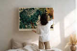 Paul Sinus Wandbild 120x80cm Grosse Chrysanthemen Blueten Botanische Kunst in Gruen und Creme Natur Wanddekoration