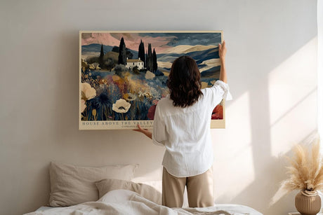 Paul Sinus Wandbild 120x80cm House Above the Valley mediterrane Landschaft mit Zypressen und Blumen moderne Natur Kunst Poster für Wohnzimmer Schlafzimmer