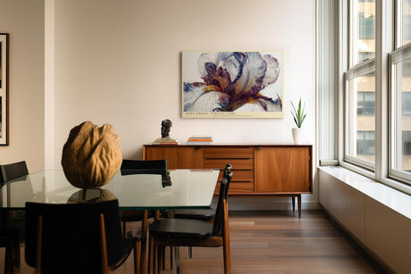 Paul Sinus Wandbild 120x80cm Iris Blume Makro Kunst modern violett creme floral Kunstdruck grosses Blumen Kunstbild elegante Wanddekoration fuer Wohnzimmer Büro