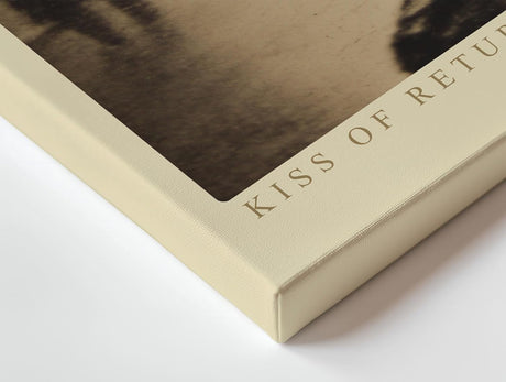 Paul Sinus Wandbild 120x80cm Kiss of Returning Hearts Romantisches Paar im Regen Vintage Fotokunst fuer Wohnzimmer Schlafzimmer und Büro