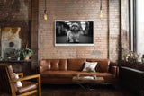 Paul Sinus Wandbild 120x80cm kleiner Hund Schwarz Weiss Fotografie niedliches Tierportrait modernes Hunde Kunstbild für Wohnzimmer Flur Büro