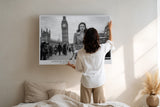 Paul Sinus Wandbild London Style in Black and White – Klassische Szene mit Frau und Hund vor Big Ben
