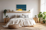 Paul Sinus Wandbild minimalistische Landschaft mit Person und Regenschirm moderne Illustration in blau orange ruhiges Kunstposter stilvolle Wanddekoration fuer Wohnzimmer Schlafzimmer Büro Flur
