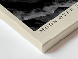 Paul Sinus Wandbild 120x80cm Moon Over Silent Range schwarz weiß Nachtlandschaft mit Mond und Sternenhimmel Kunst Poster für Wohnzimmer Schlafzimmer