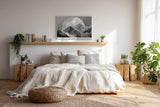 Paul Sinus Wandbild 120x80cm Mountain in Mono Light dramatische schwarz weiß Berglandschaft mit Mond moderne Natur Fotokunst Poster für Wohnzimmer Büro