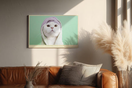 Paul Sinus Wandbild 120x80cm Niedliche weisse Katze mit Handtuch Kapuze charmantes Tierportraet