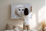 Paul Sinus Wandbild 120x80cm Niedliche weisse Katze mit Kapuze modernes Tierportraet