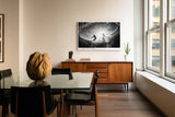Paul Sinus Wandbild 120x80cm Ride the Break Surfer in Welle schwarz weiß Action Fotokunst modernes Meer Poster für Wohnzimmer Büro Strand Dekoration