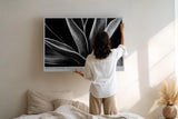 Paul Sinus Wandbild 120x80cm Schwarz Weiss Pflanzen Makrofotografie elegante botanische Blattstruktur modernes Natur Kunstbild für Wohnzimmer Büro Flur