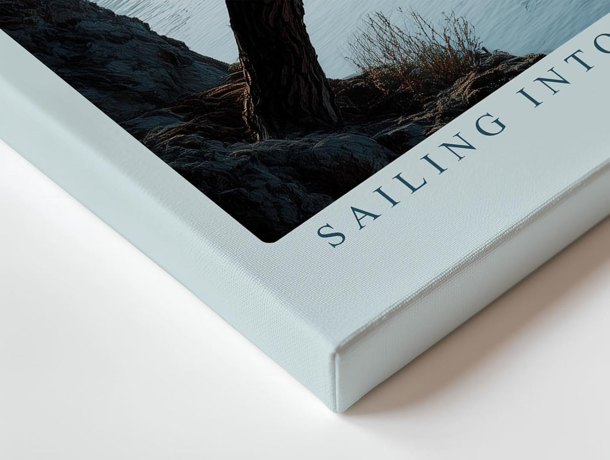 Paul Sinus Wandbild 120x80cm Segelboot auf ruhigem See minimalistische Landschaft blau grau maritimes Kunstmotiv moderne Wanddekoration fuer Wohnzimmer Büro