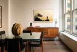 Paul Sinus Wandbild 120x80cm Silhouette Mensch auf Berg bei Sonnenuntergang ruhige Landschaft Kunst in warmen Goldtönen modernes Naturbild für Wohnzimmer Büro