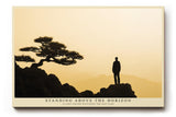 Paul Sinus Wandbild 120x80cm Silhouette Mensch auf Berg bei Sonnenuntergang ruhige Landschaft Kunst in warmen Goldtönen modernes Naturbild für Wohnzimmer Büro